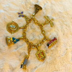 The Noble Collection Harry Potter charm bracelet